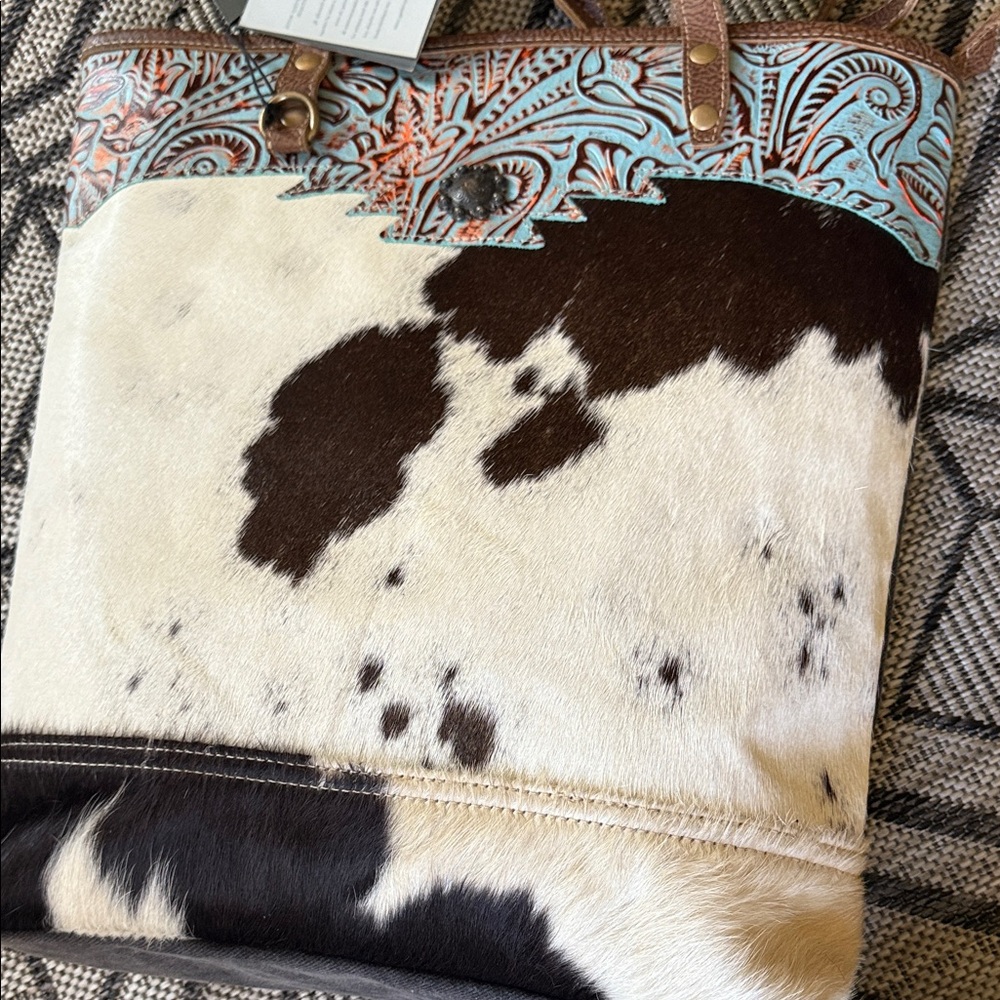 Cowhide Tote Bag with Paisley Trim Western Cowgirl Bohemian Rustic - Picture 3 of 7